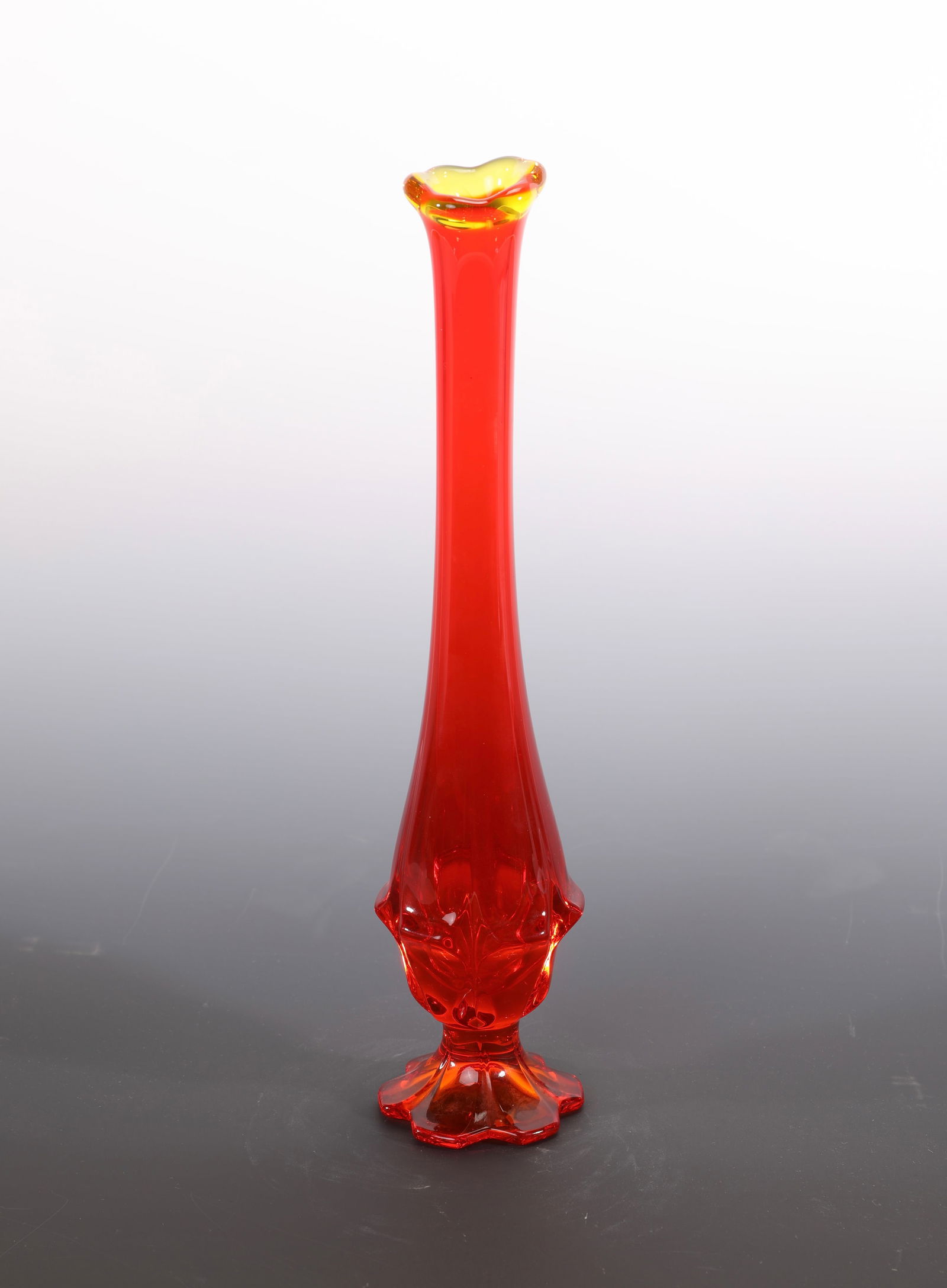 FENTON VALENCIA SWUNG AMBERINA GLASS VASE (1 of 5)