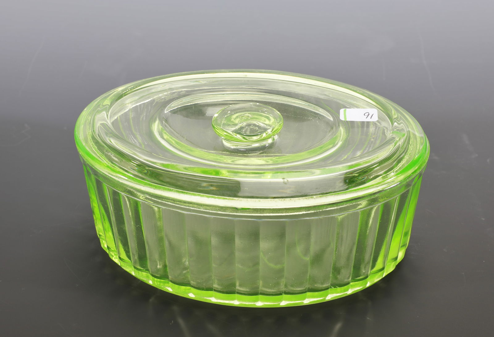 URANIUM GLASS OVAL LIDDED CASSEROLE REFRIGERATOR DISH (1 of 7)