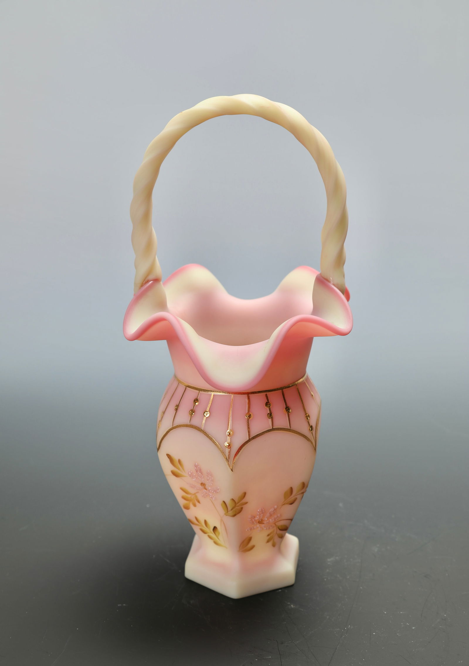 FENTON BURMESE ART GLASS BASKET FENCED GARDEN UV REACTIVE (1 of 12)