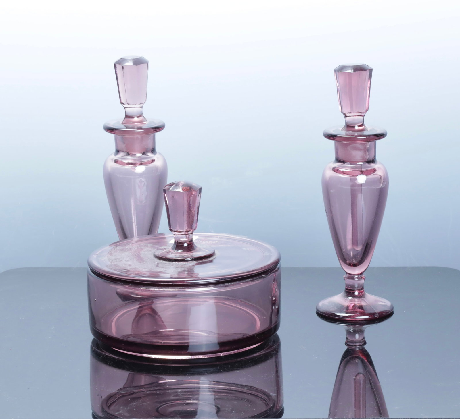 PURPLE GLASS BOUDOIR VANITY 3 PC SET NEW MARTINSVILLE (1 of 6)