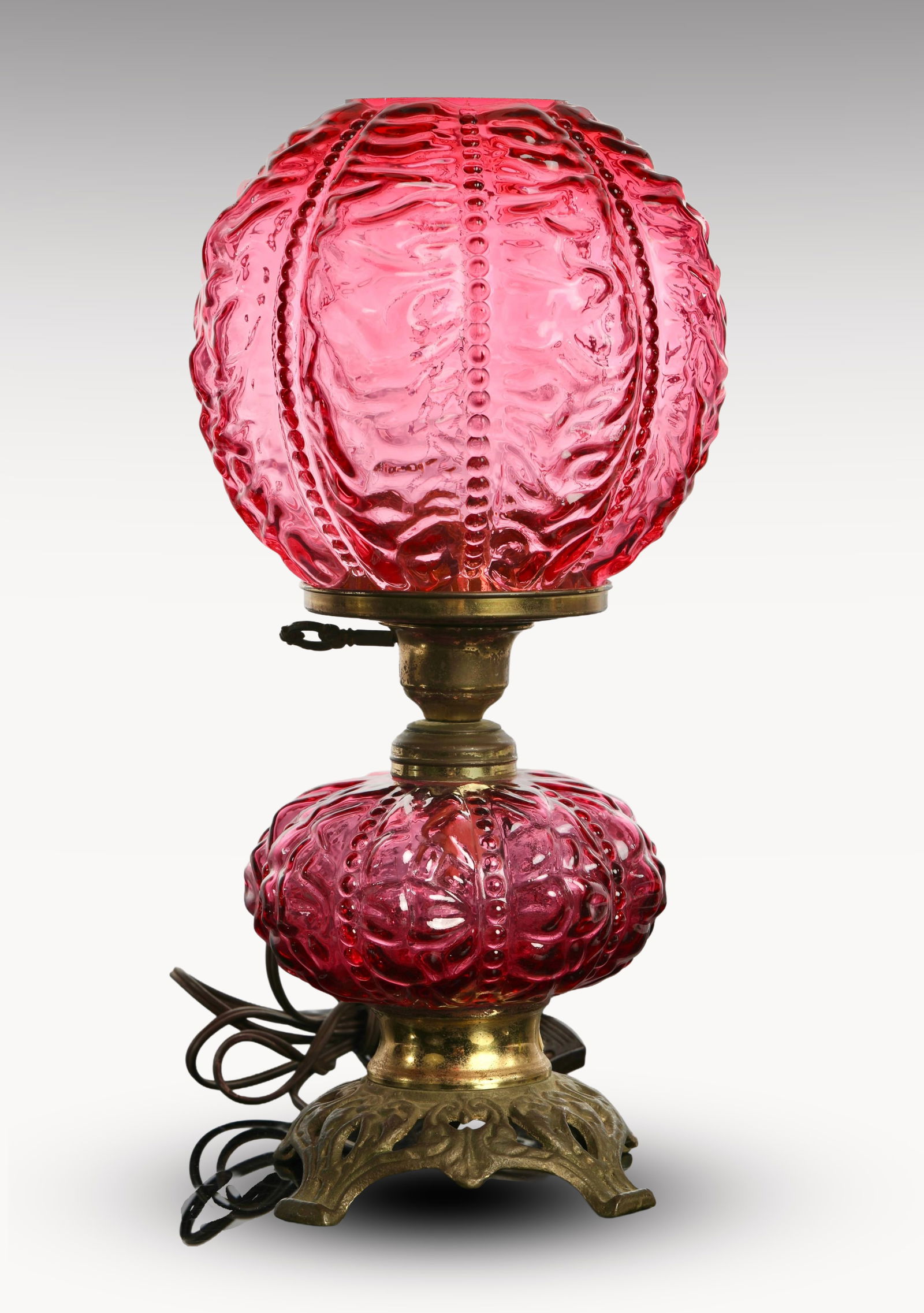 A FINE CRANBERRY GLASS HURRICANE ELECTRIC LAMP PUFFY DRAPES 15" GWTW (1 of 10)