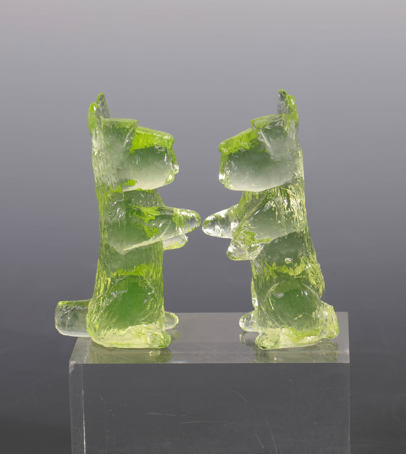 PAIR BOYD VASELINE URANIUM GLASS UPRIGHT BEGGING SCOTTIE DOG FIGURINE (1 of 10)