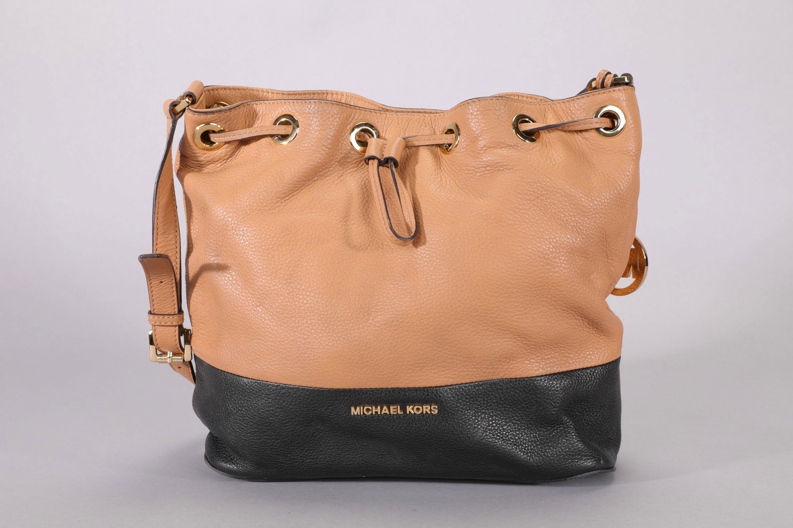 MICHAEL KORS JULES LARGE COLORBLOCK DRAWSTRING HANDBAG - 3