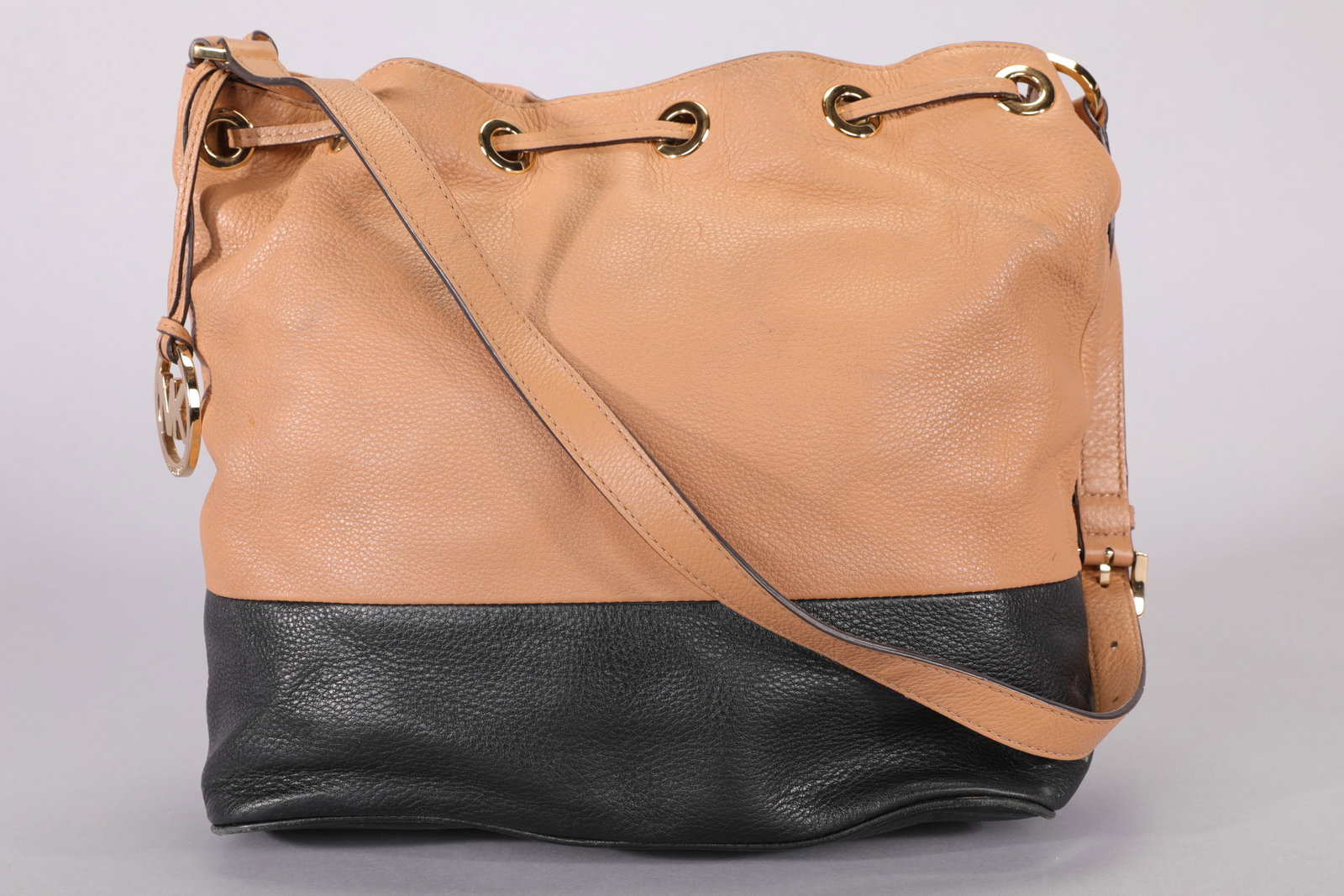 MICHAEL KORS JULES LARGE COLORBLOCK DRAWSTRING HANDBAG - 5