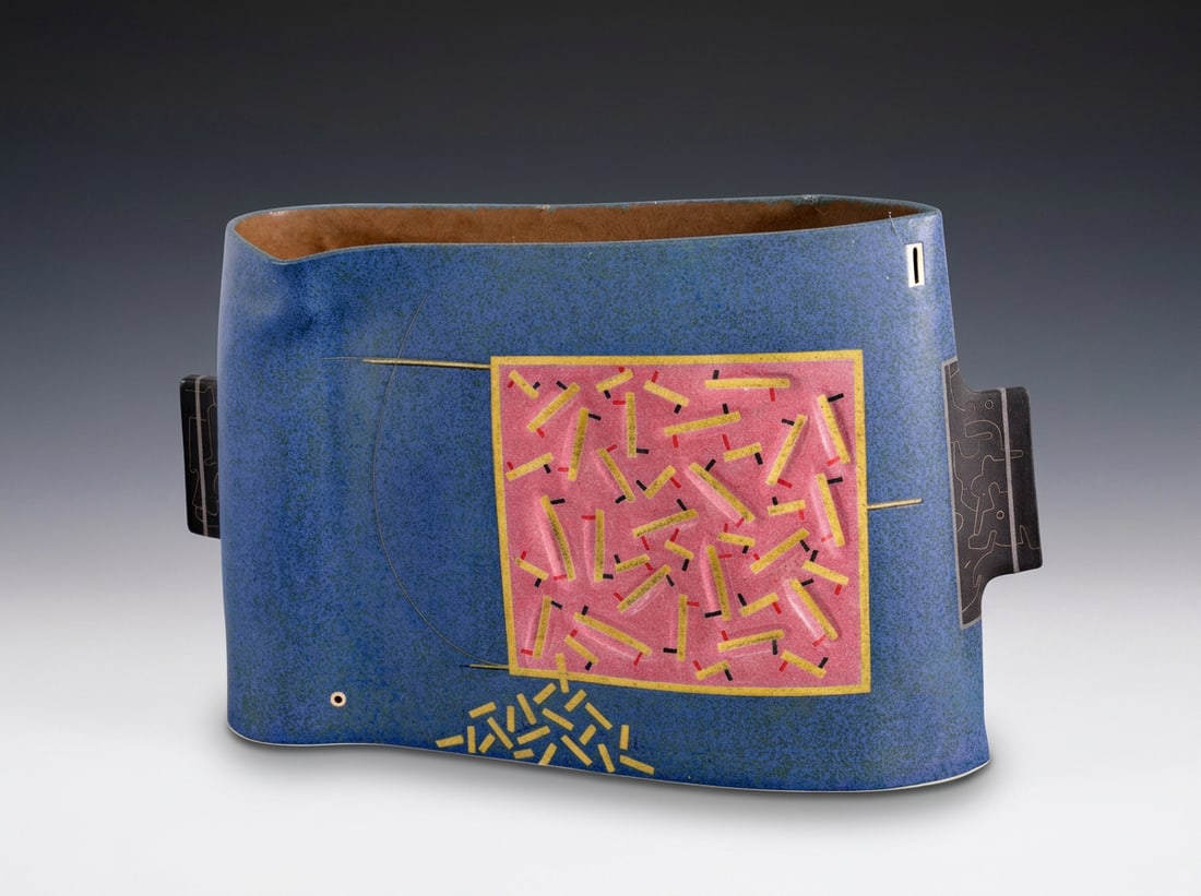 JOSE SIERRA CONTEMPORARY GEOMETRIC PILLOW VASE: Masterpiece José Sierra Contemporary Postmodern Geometric Pillow Vase Up for auction is a spectacular, museum-quality contemporary studio pottery vessel by the internationally acclaimed, self-taught