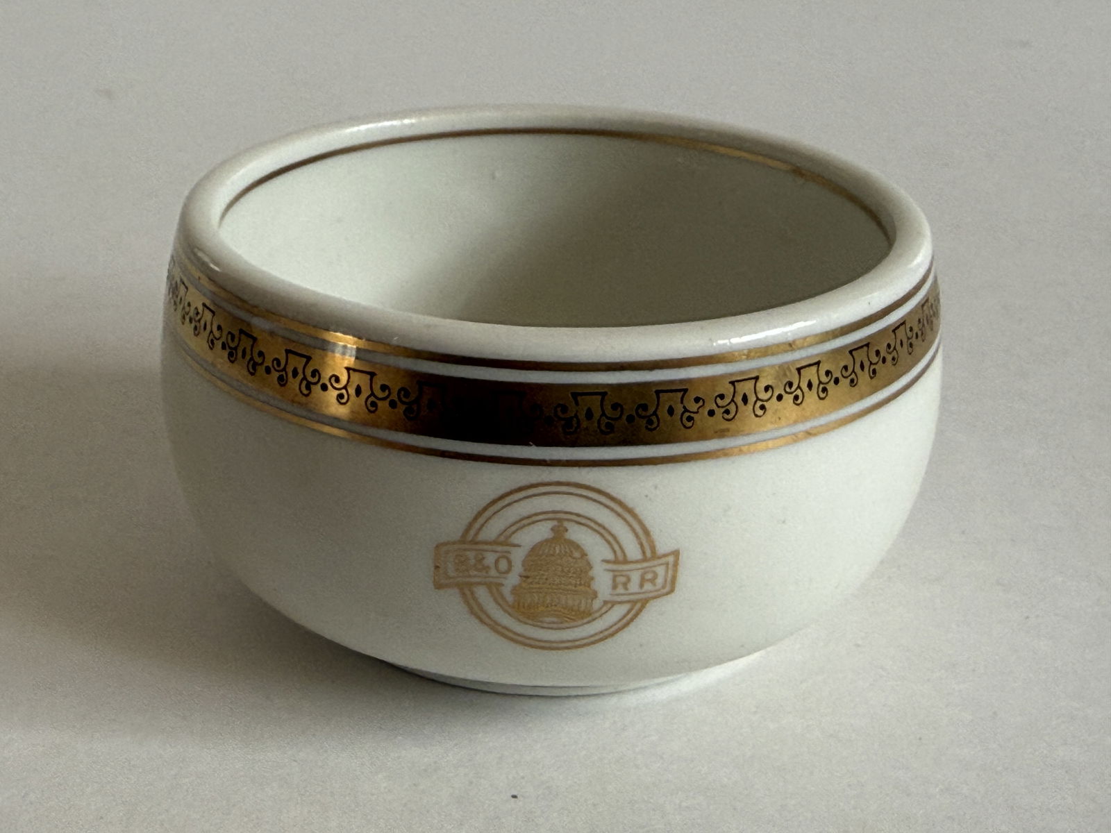 B&O Railroad Capitol Pattern Sugar Bowl Warwick China (1 of 6)