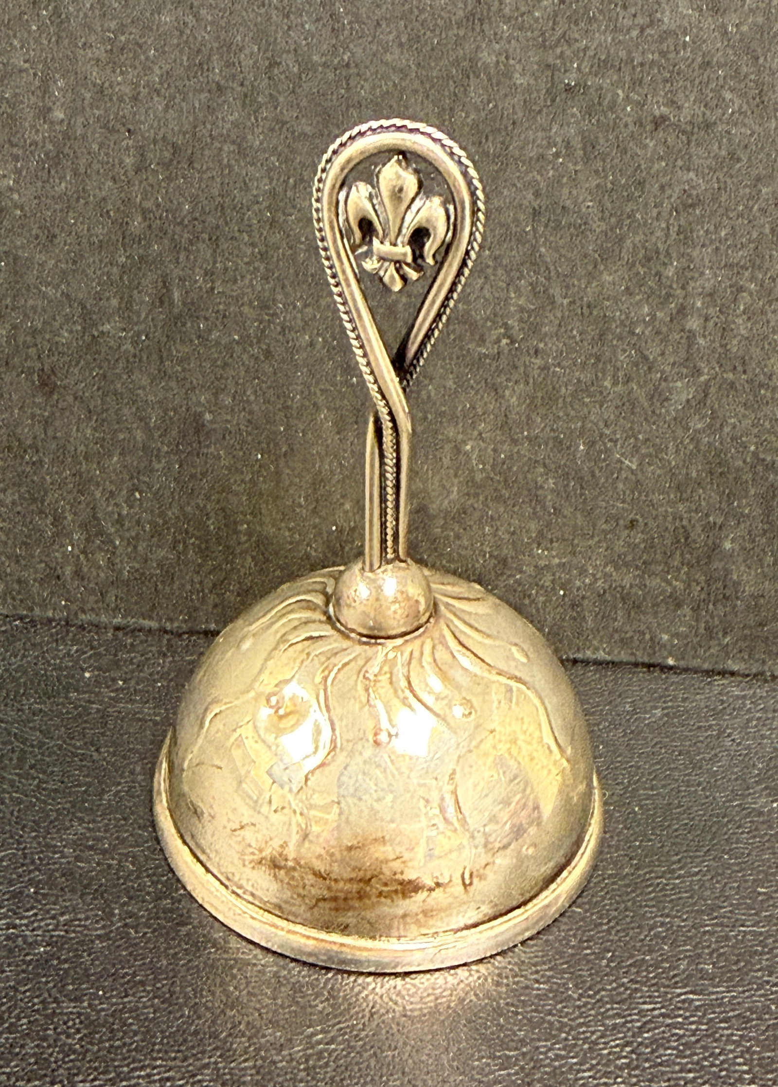 Vintage Frank Whiting Sterling Silver Belle Fleur Bell (1 of 9)