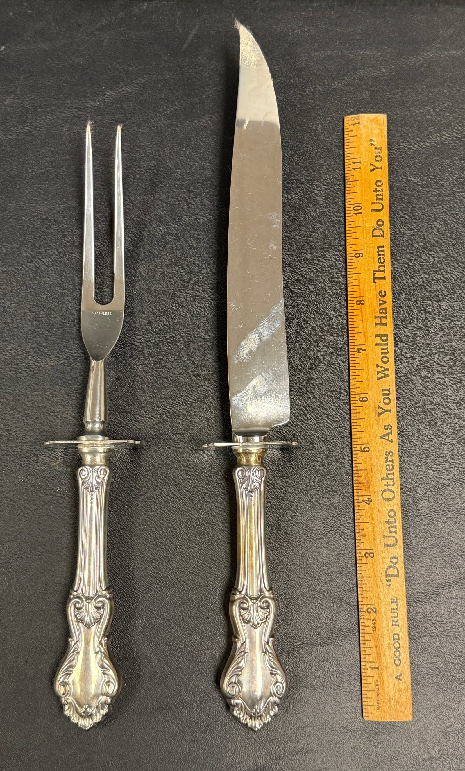 Whiting Sterling Silver Georgian Shell Pattern Carving Set - 2