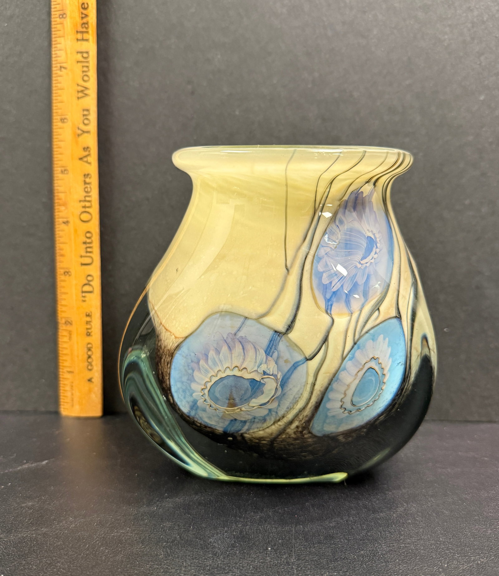 Robert Eickholt Studio Deep Sea Art Glass Vase Signed - 10