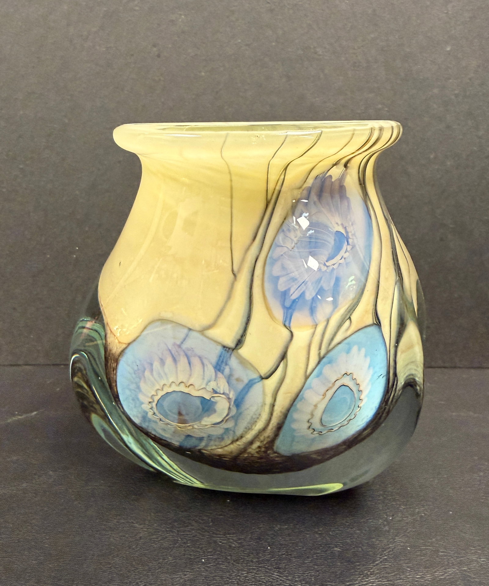 Robert Eickholt Studio Deep Sea Art Glass Vase Signed - 5