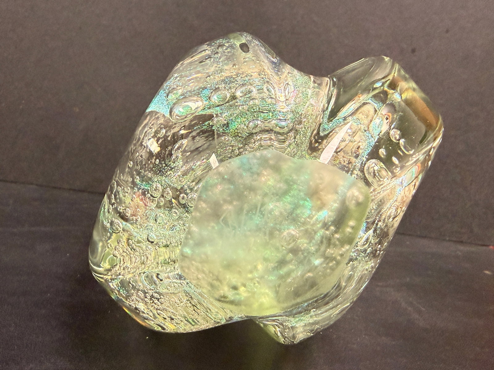 Robert Eickholt Studio Dichrotic Art Glass Freeform Vase Signed - 10