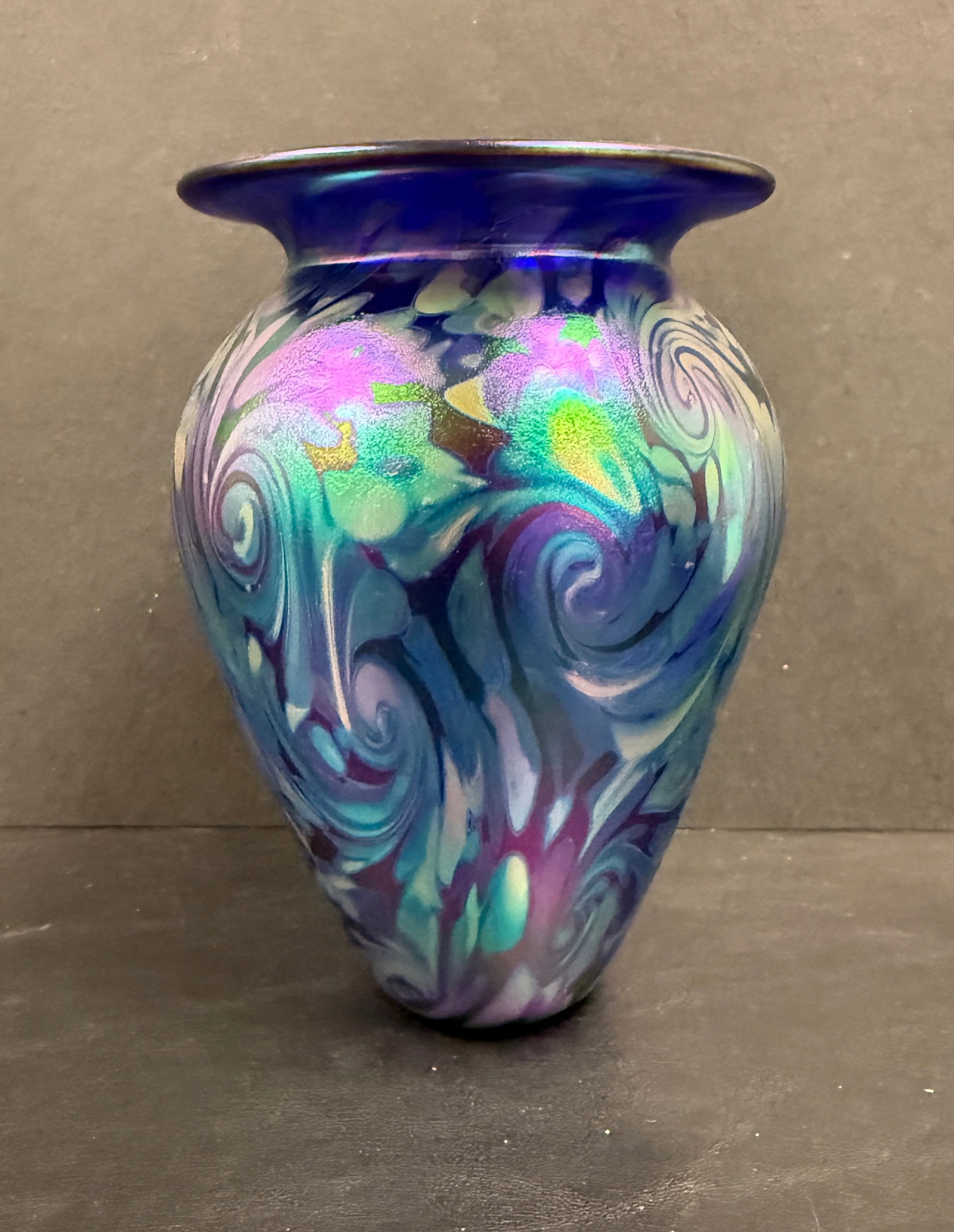 Robert Eickholt Studio Art Glass Vase Iridescent Signed - 4