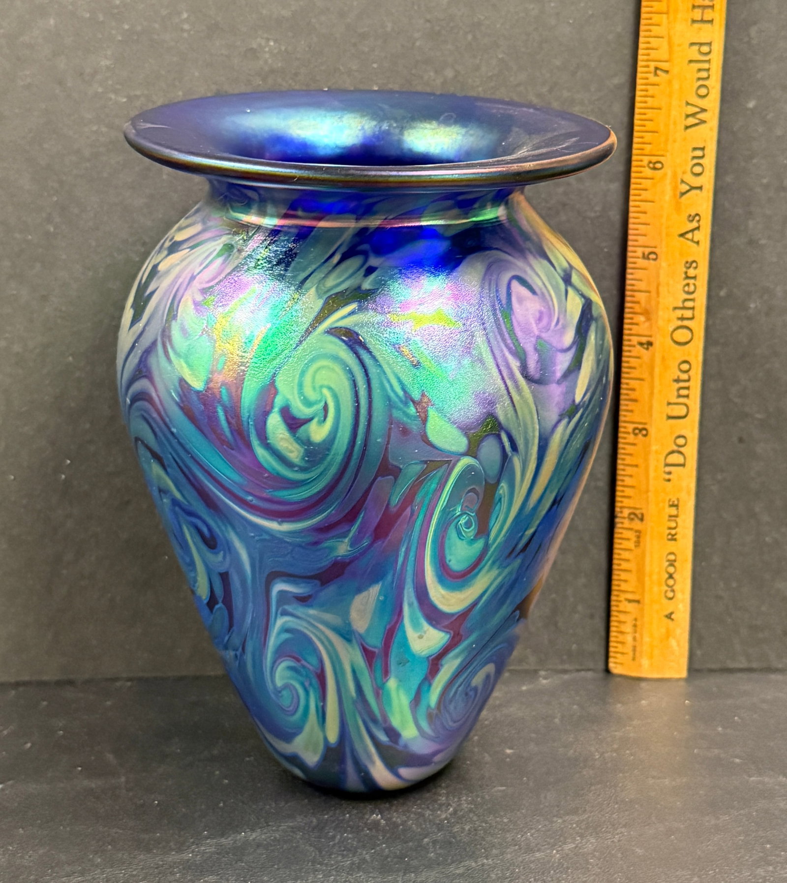 Robert Eickholt Studio Art Glass Vase Iridescent Signed - 9