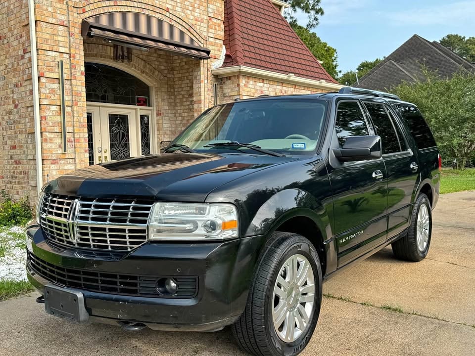2013 Lincoln navigator Luxury Sport Utility 4D (1 of 17)