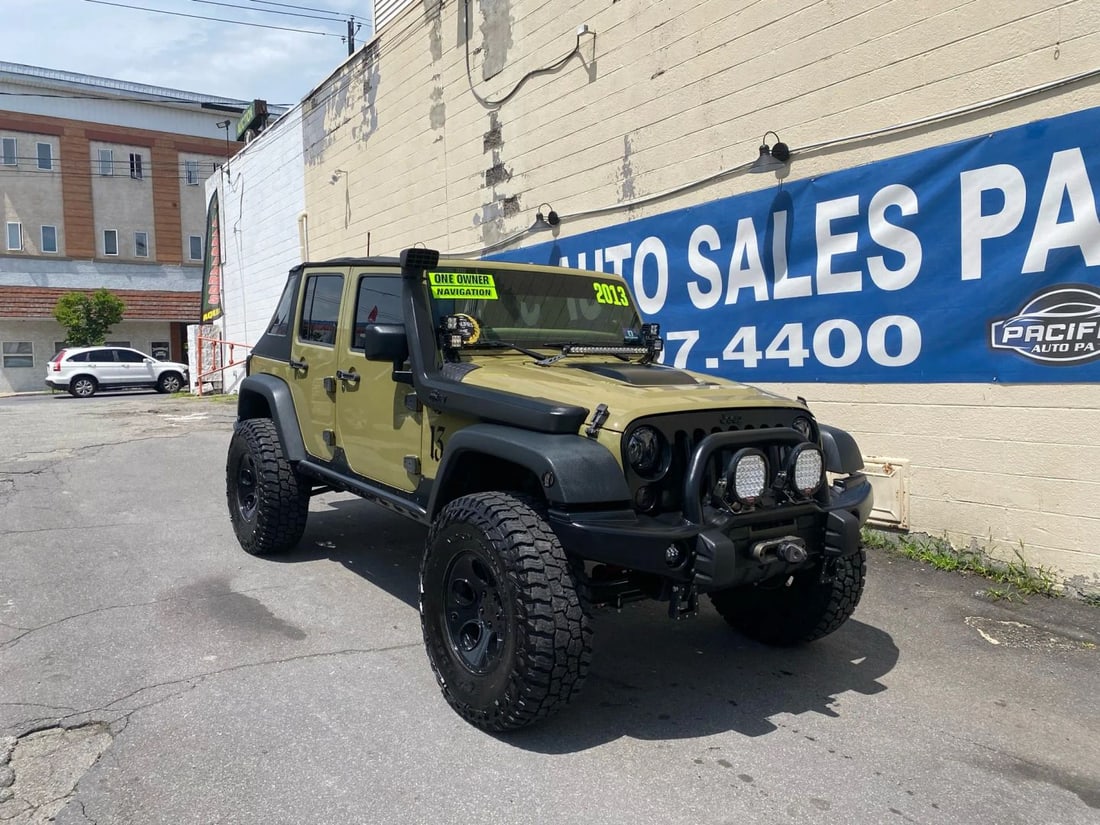 2013 JEEP WRANGLER (1 of 14)