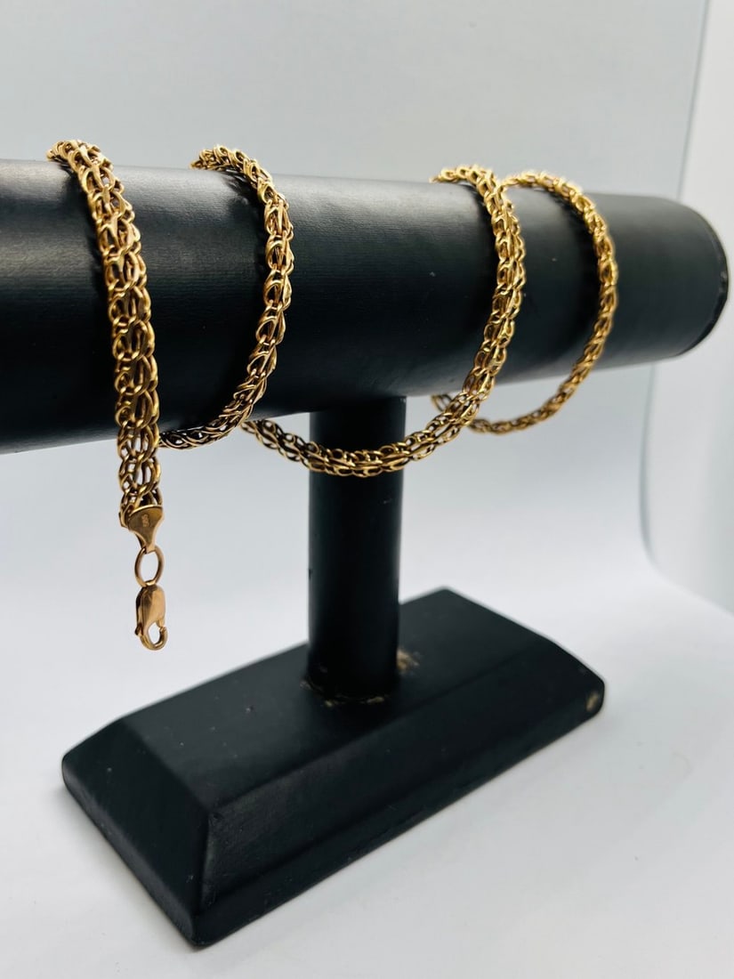 14K GOLD NECLACE: 14 K GOLD NECLACE 27 INCH