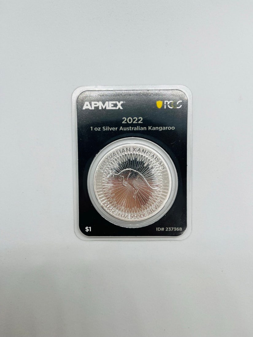 ONE DOLLER SILVER COIN AUSTRALIAN KANGROO: ONE DOLLER SILVER COIN AUSTRALIAN KANGROO 2022- 1 OZ - FIRST STIKE (ELIZABETH II)