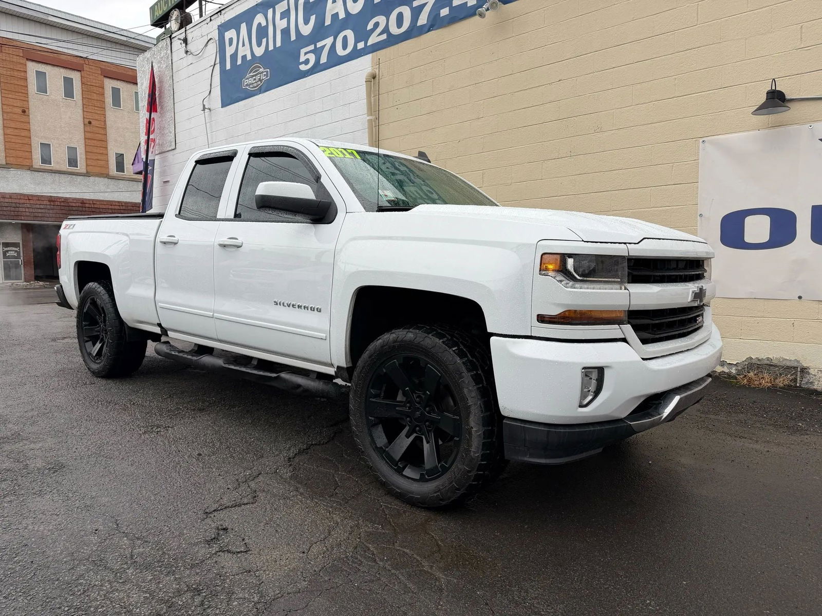2017 CHEVROLET SILVERADO 1500 DOUBLE CAB (1 of 10)