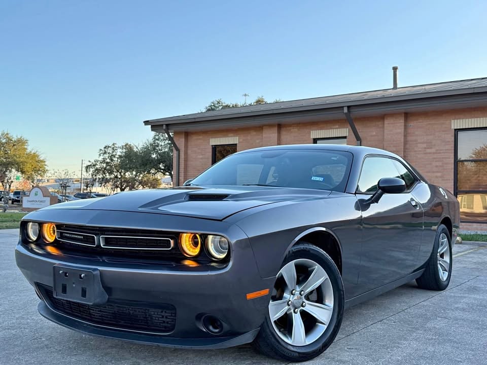 2016 Dodge challenger SXT Plus Coupe 2D (1 of 13)