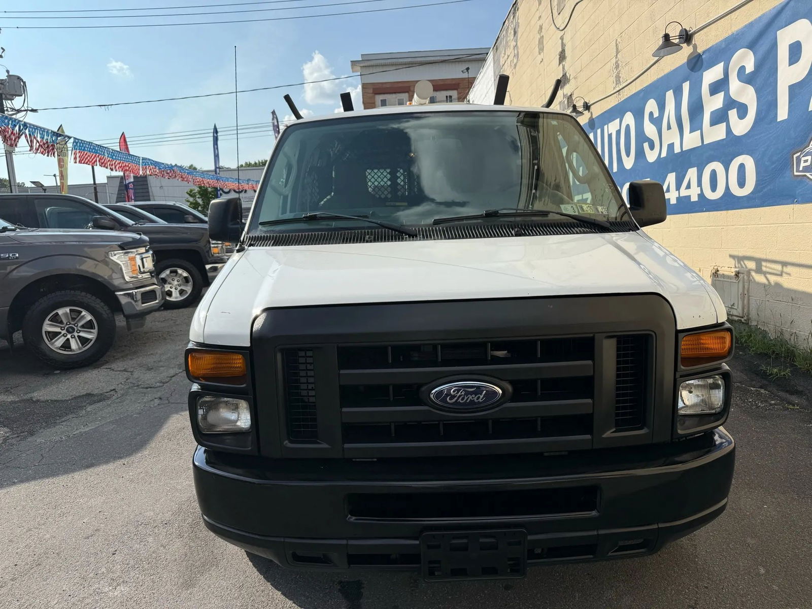 2012 FORD E150 CARGO VAN 3D - 2