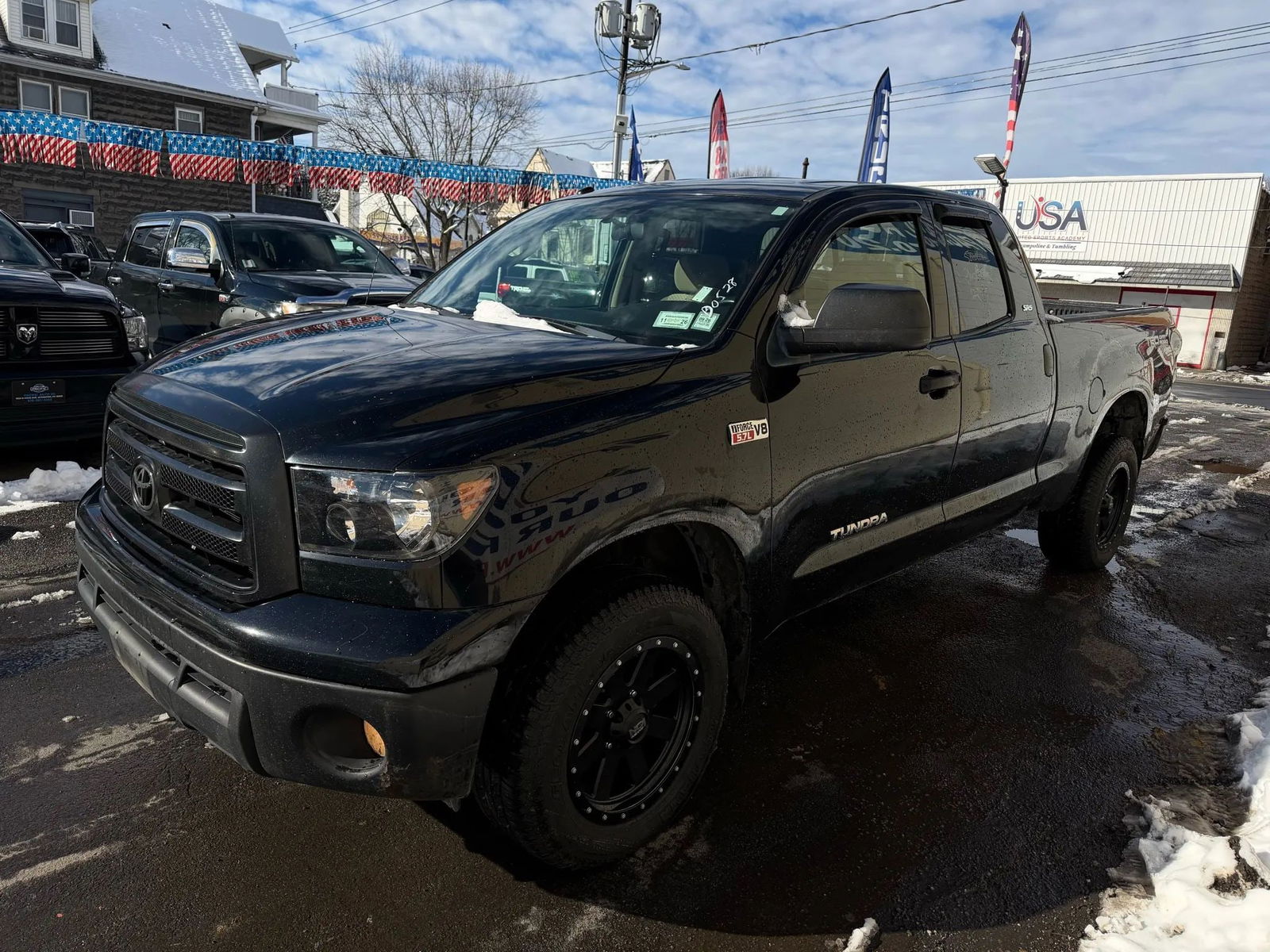 2010 TOYOTA TUNDRA DOUBLE CAB PICKUP 4D 6 1/2 FT: Year 2010 Make Toyota Model Tundra Trim TRD Off-Road Drivetrain 4WD Transmission Automatic Engine V8 5.7L Mileage 143,729 Doors 4 Exterior Color black Interior Color beige