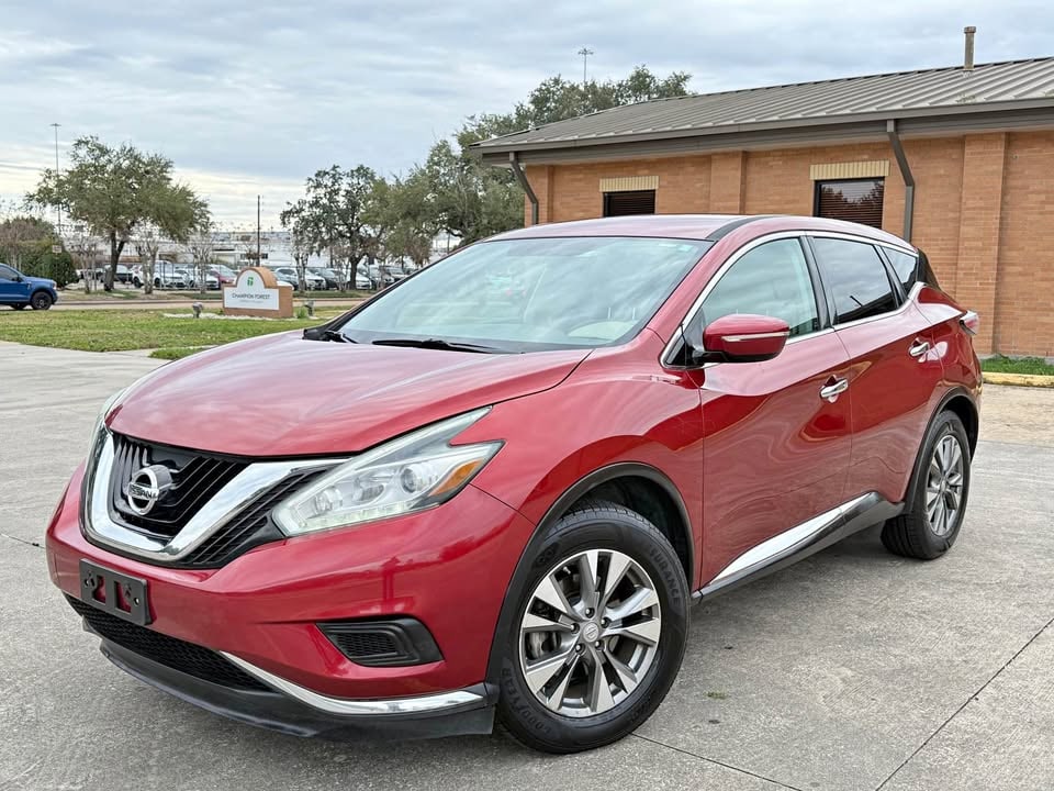 2015 Nissan murano SL Sport Utility 4D: Driven 164,000 miles-Automatic transmission-Exterior color: Red · Interior color: Tan4/5 overall NHTSA safety rating-Fuel type: Gasoline21.0 MPG city · 28.0 MPG highway · 24.0 MPG