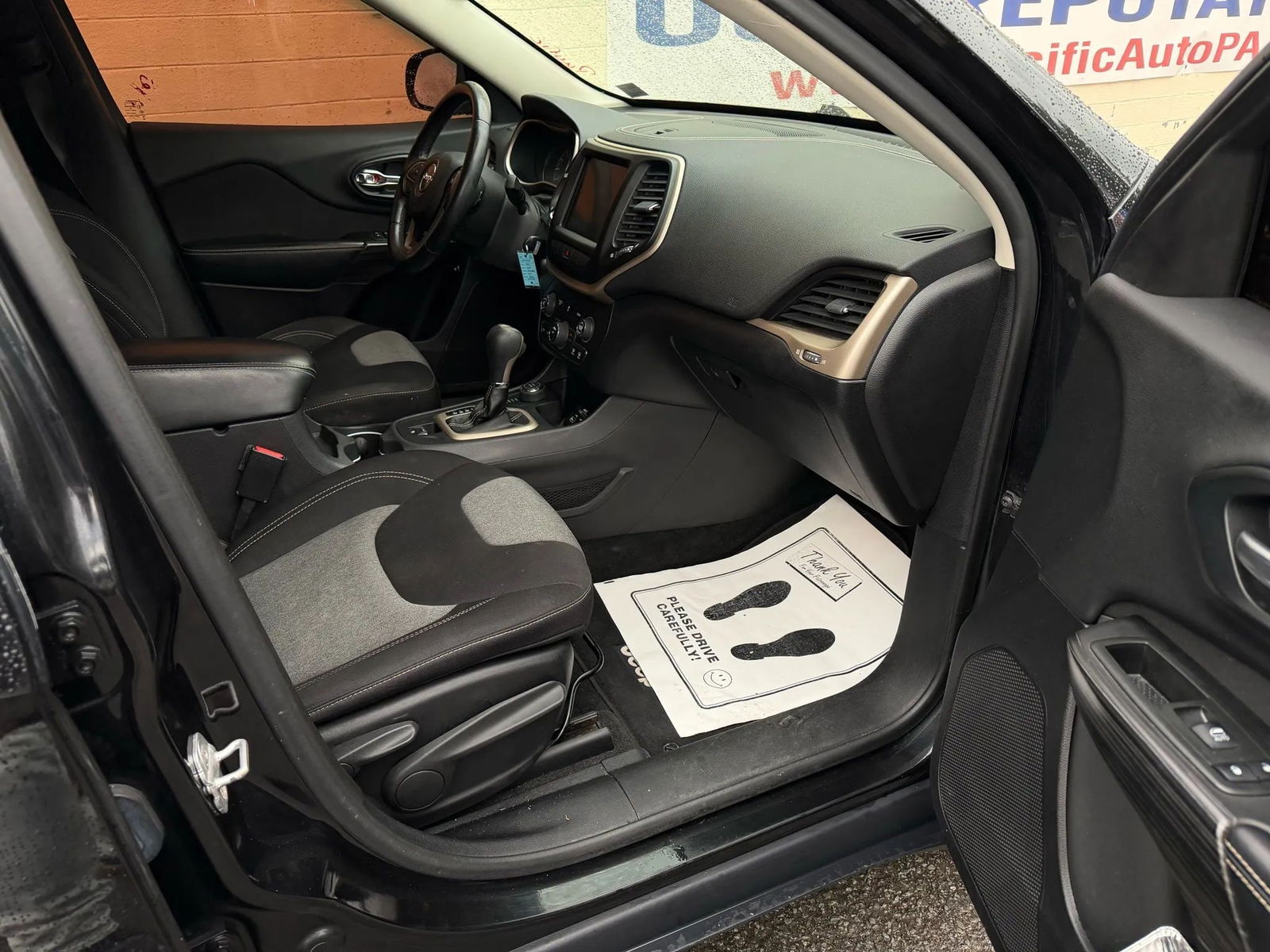 2014 JEEP CHEROKEE 4D - 13