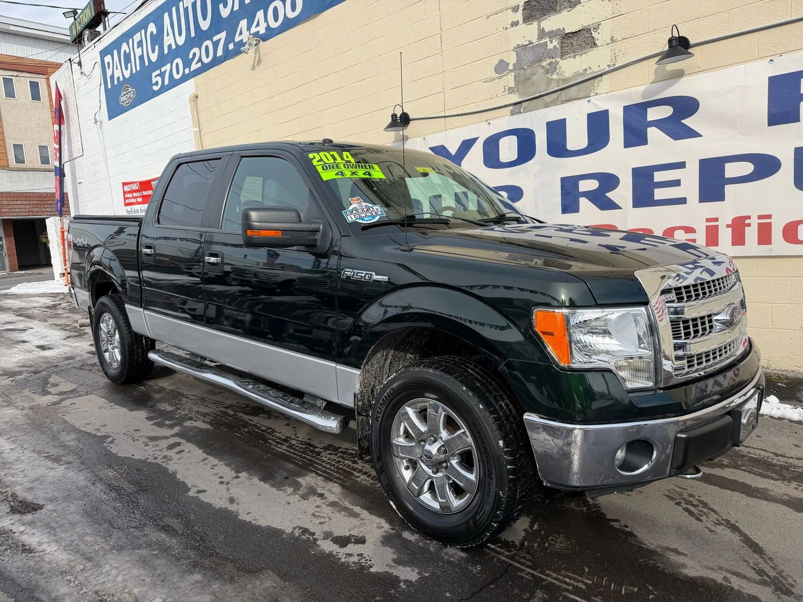 2014 FORD F150 SUPERCREW CAB 4D: Year 2014 Make FORD Model F150 SUPERCREW CAB Trim XLT PICKUP 4D 5 1/2 FT Drivetrain 4WD Transmission AUTOMATIC Engine V8, FLEX FUEL, 5.0 LITER Mileage 105,613 Doors 4 Exterior Color green Interior