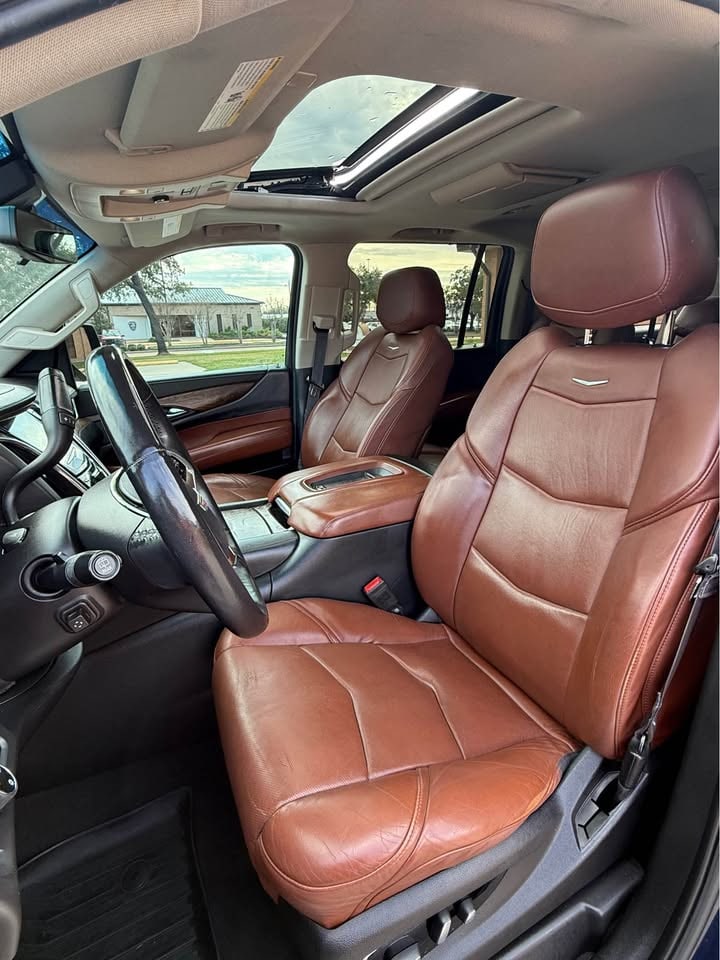 2017 Cadillac Escalade - 10