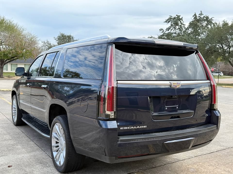 2017 Cadillac Escalade - 3