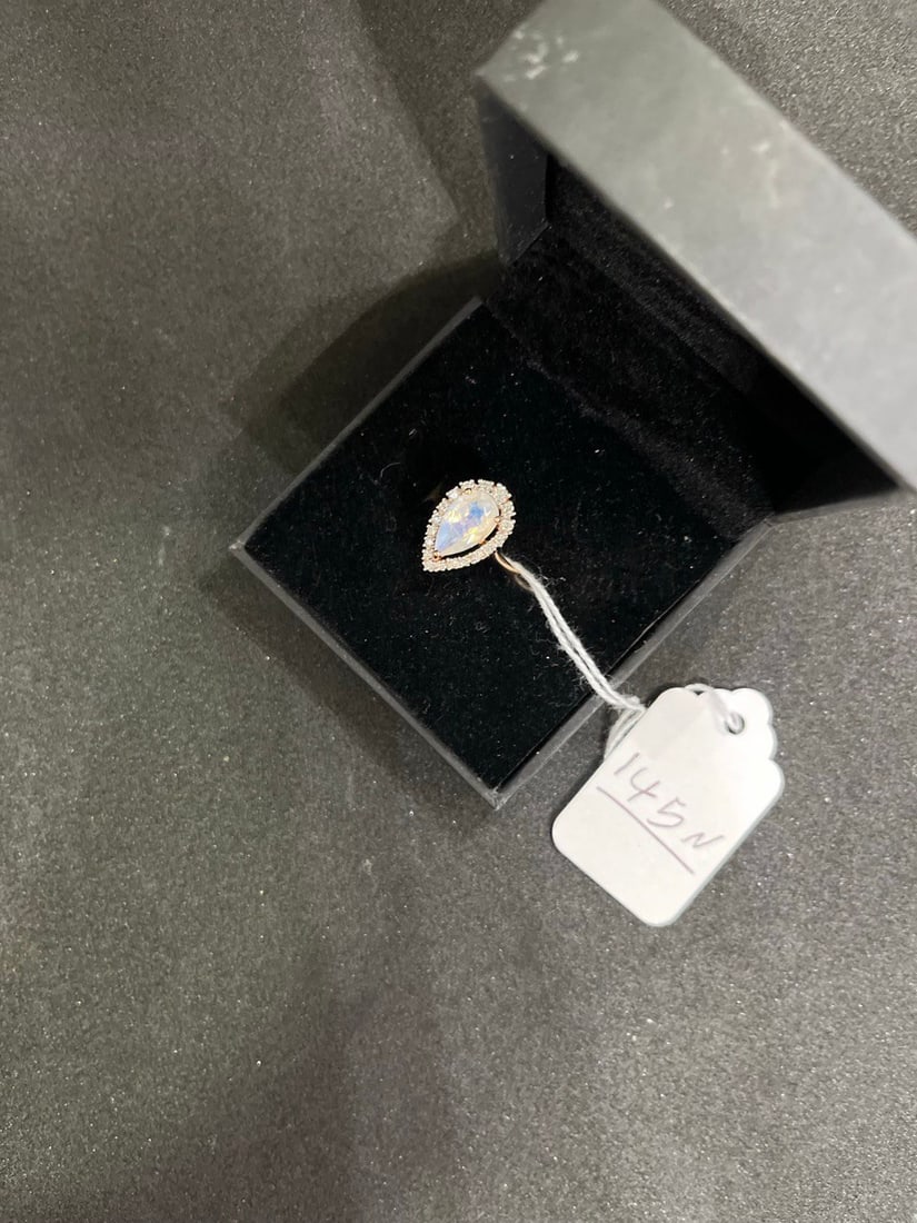 YELLOW GOLD RING - 3