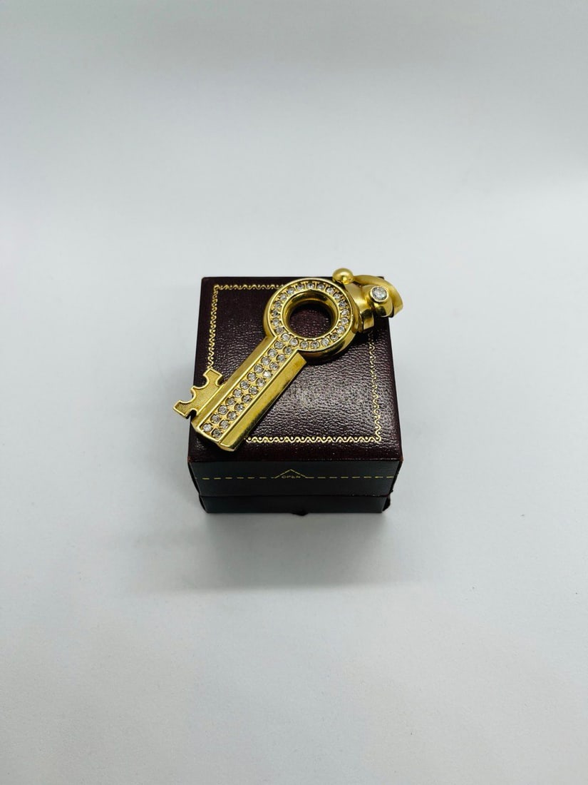FINE YELLOW GOLD 10K CHARM LARGE: KEY WITH WHITE SAPPHIRE 3 INCH LONG X 1 INCH WIDE