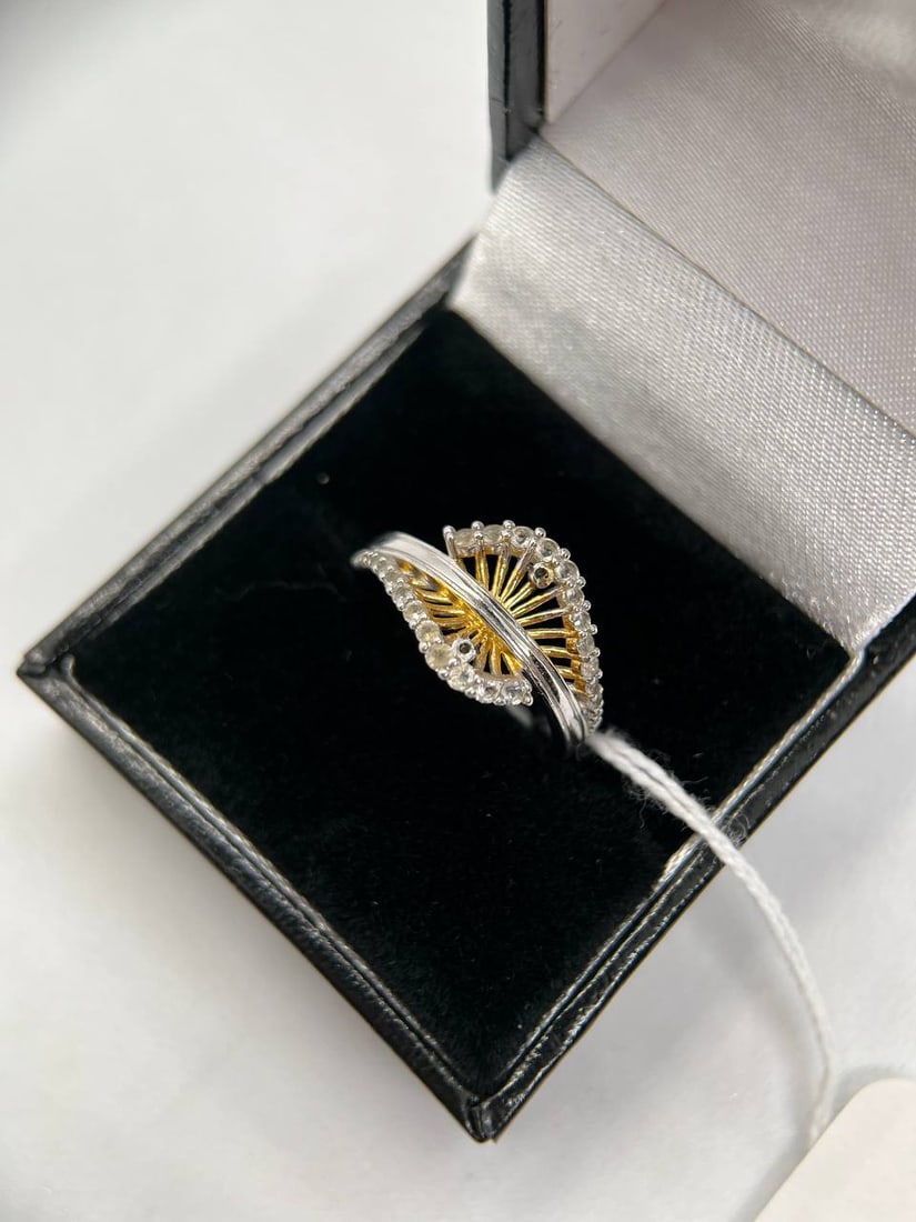 LADIES RING (1 of 3)