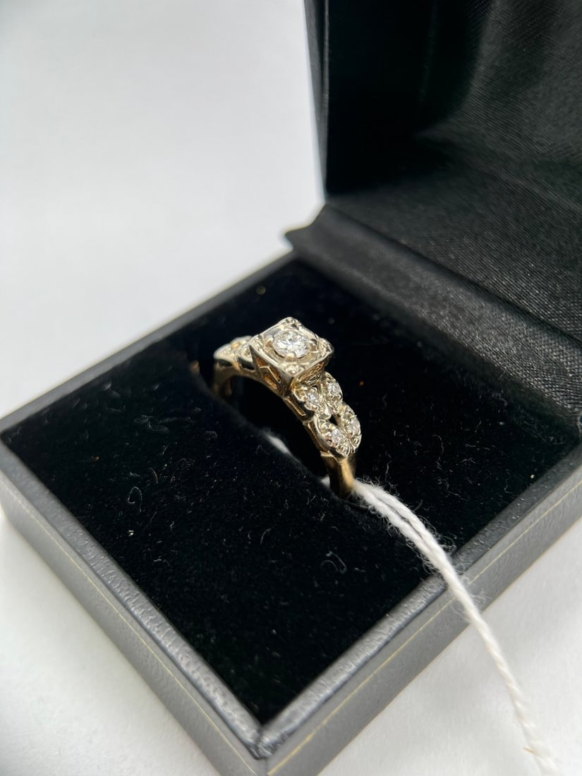 ladies ring (1 of 3)