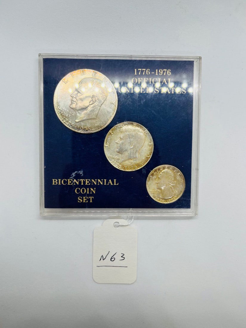 BICENTENNIAL COIN SET (1 of 2)
