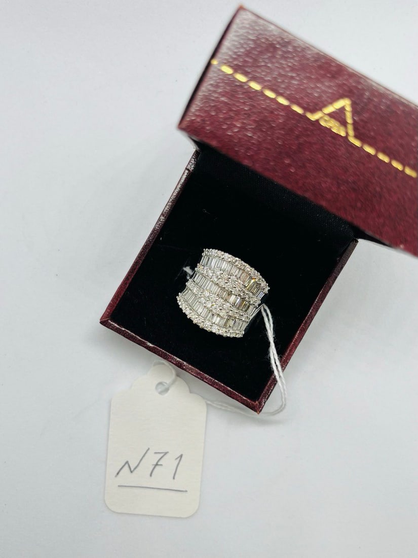 LADIES DIAMOND RING - 2