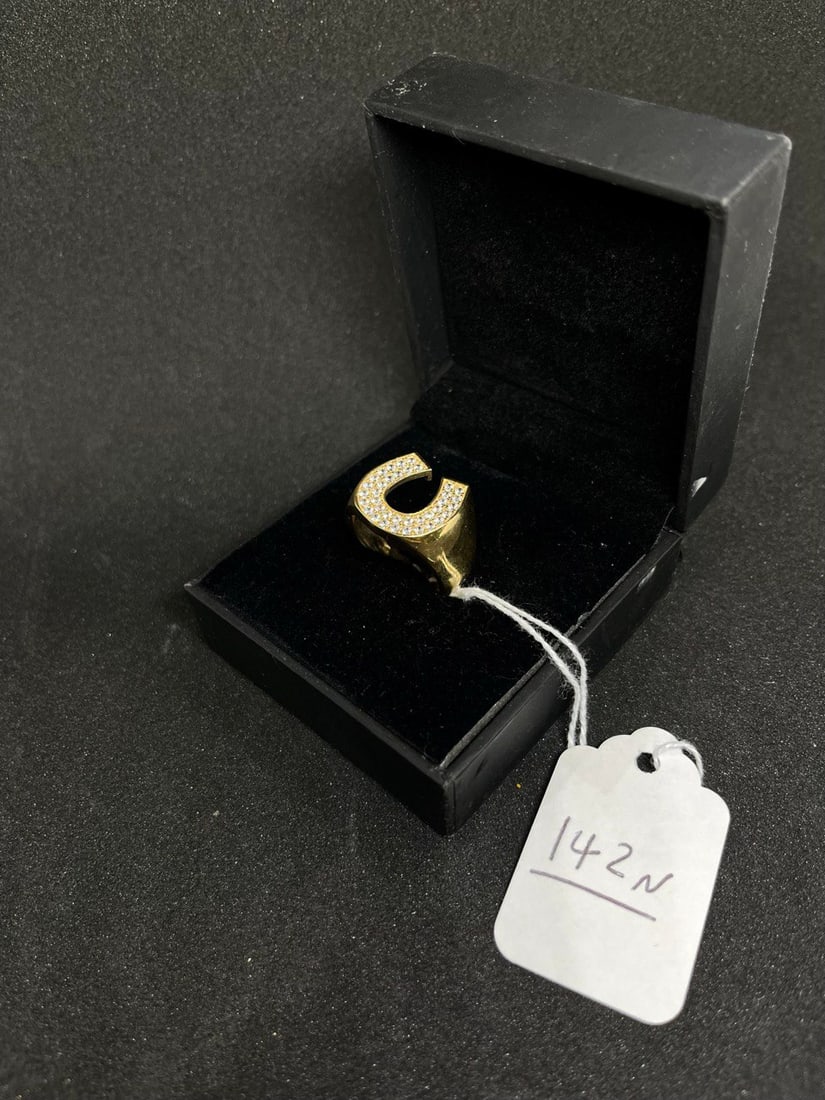 14K MAN YELLOW GOLD: 14K MAN YELLOW GOLD WITH WHITE SAPPHIRE HORSESHOE STYLE SIZE 10