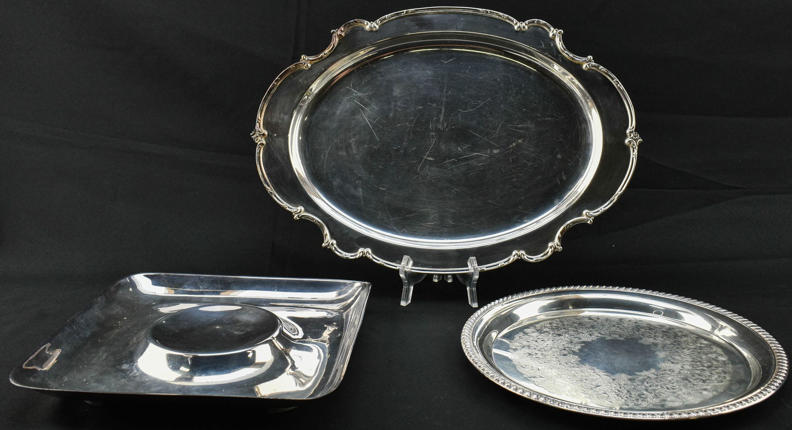 Grp 3 Silver Plate Platters (1 of 11)