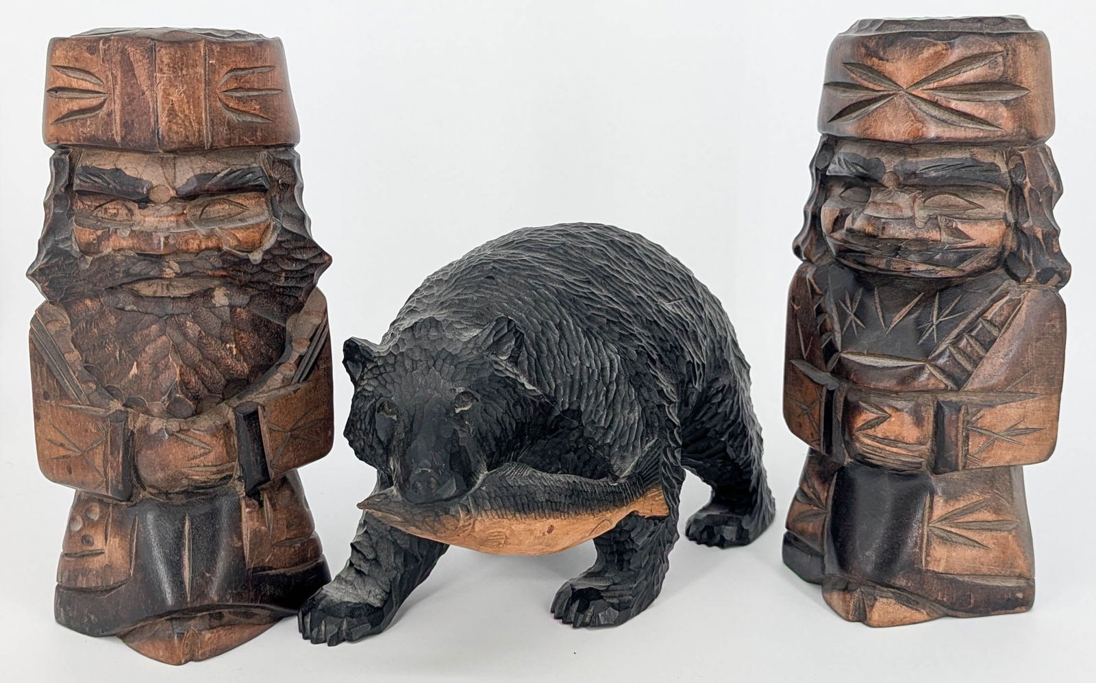 Grp 3 Japanese Ainu Carved Figures (1 of 8)