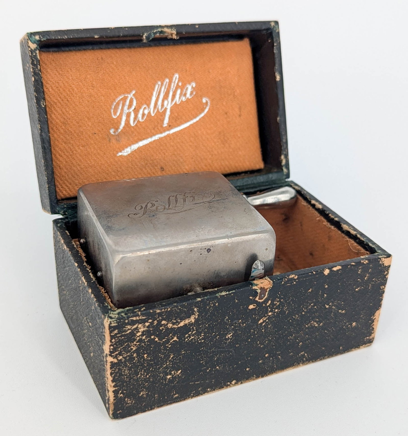 German Rollfix Razor Blade Sharpener: Vintage German four-roller Rollfix Razor blade sharpener. With box.