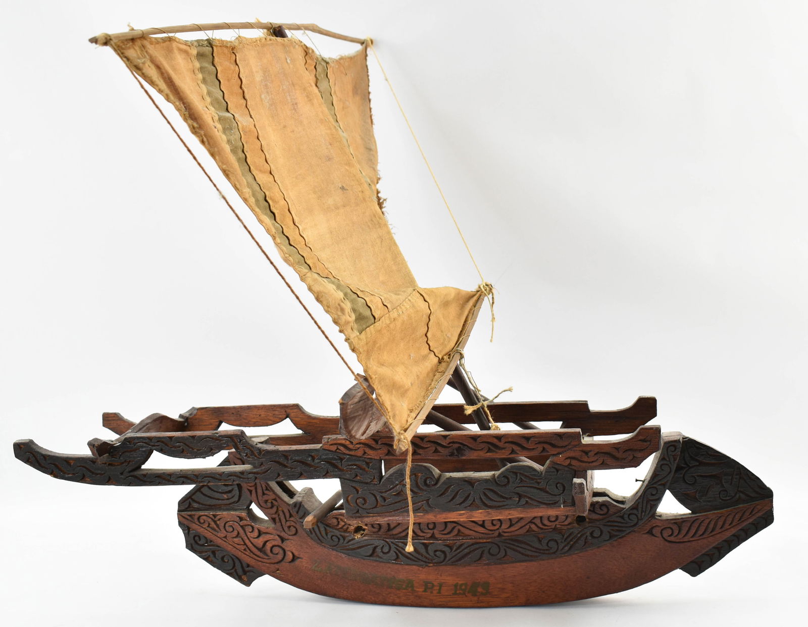 Wooden Polynesian Model Ship (1 of 11)