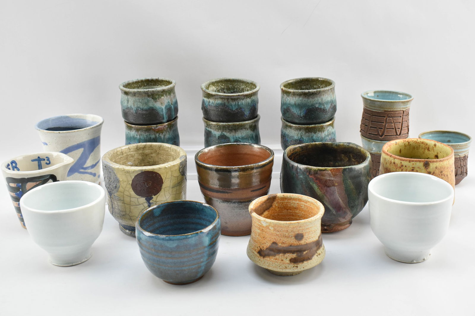 Estate Lot, Studio Pottery - 19 Cups (1 of 12)