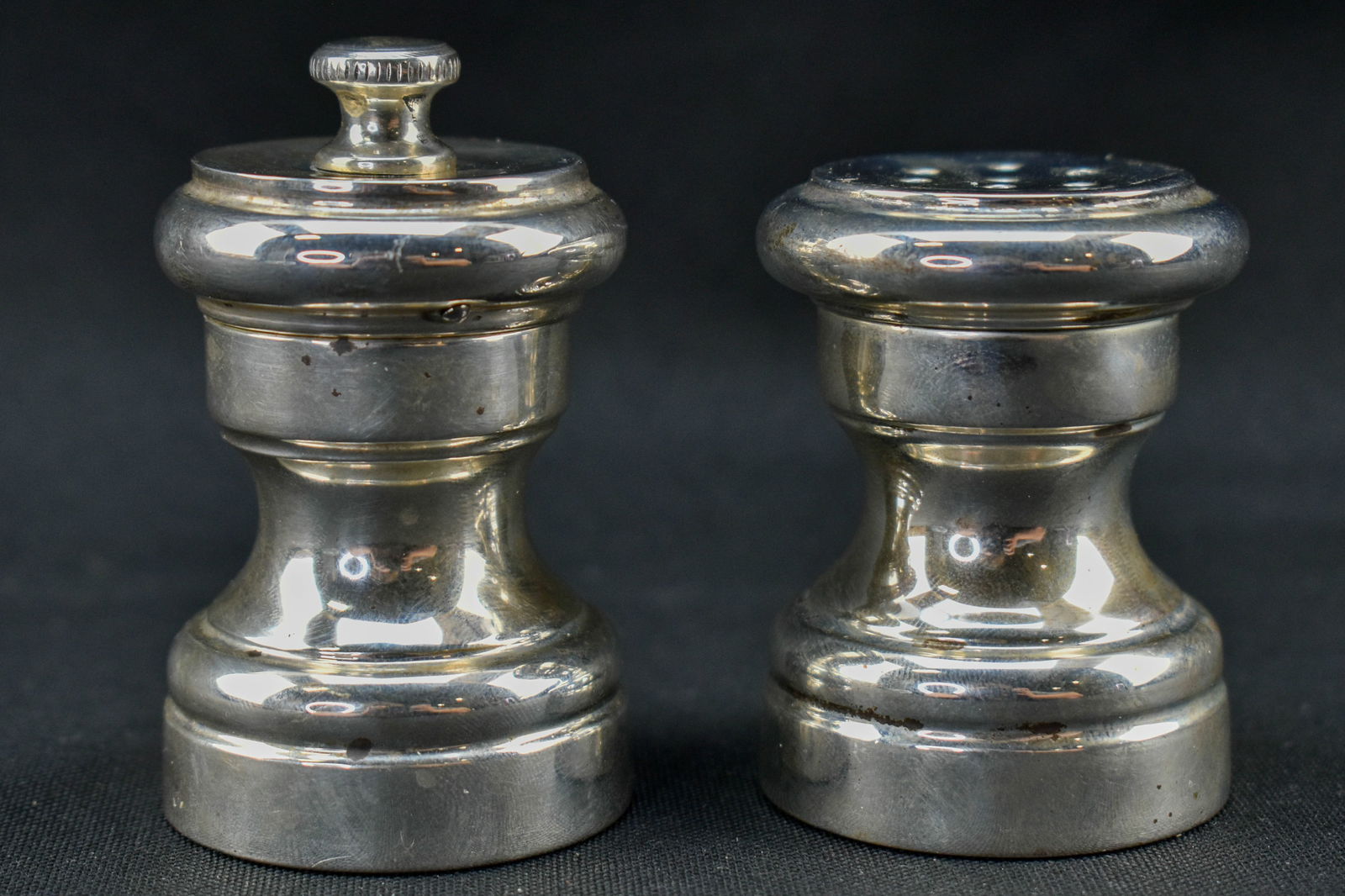 Tiffany & Co Sterling Silver Salt & Pepper (1 of 7)