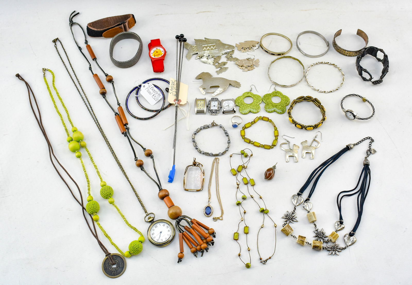 Large Assortment of Costume Jewelry & Accessories (1 of 11)