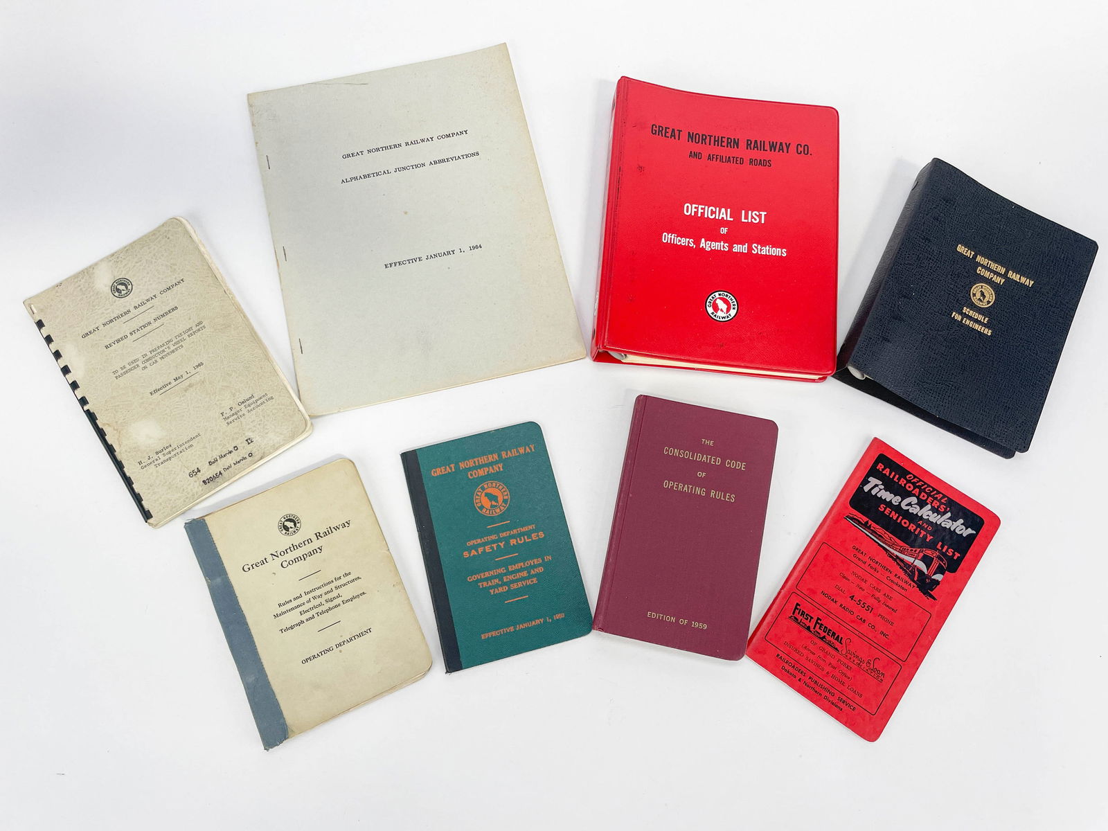 Grp 8 Vintage Great Northern Rail Company Books (1 of 9)