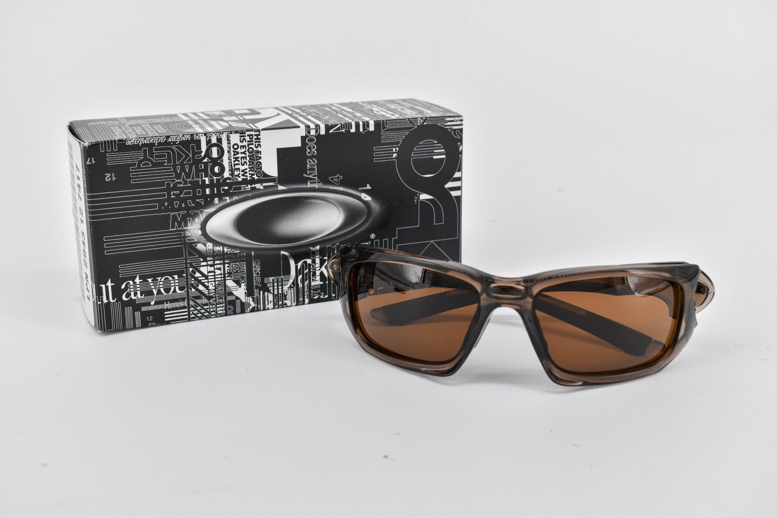 Oakley Scalpel Sunglasses, Brown Smoke/Dark Bronze (1 of 6)