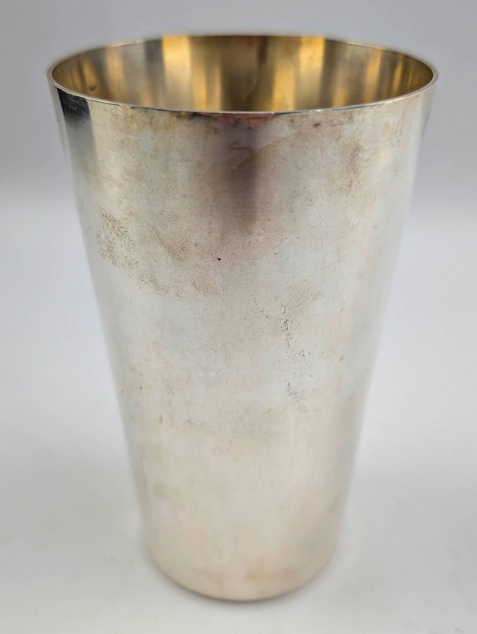Stieff Sterling Silver Cup: Sterling silver cup marked on bottom: Stieff, Sterling, 0700-9. Gross weight: 161 grams.5"H x 3.25"Dia at rim
