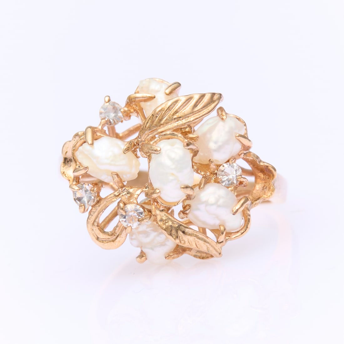 14K Gold & Biwa Pearl Ring, Sz 6.25: One Biwa pearl ring. Yellow gold, tested 14K (tested using KEE gold testing) Set with: 6 – irregular shaped Biwa type pearls in poor condition (some are drilled through), and 4 – small rou