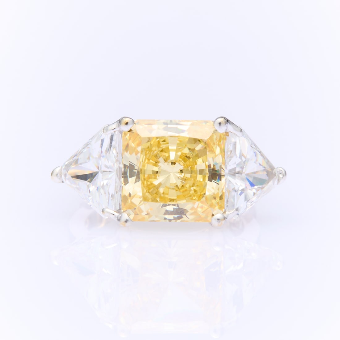 14K Three Stone Cubic Zirconia Ring, Sz 4.5 (1 of 4)