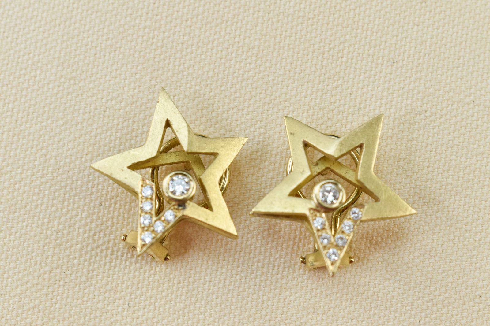 18K Gold & Diamond Star Earrings (1 of 4)